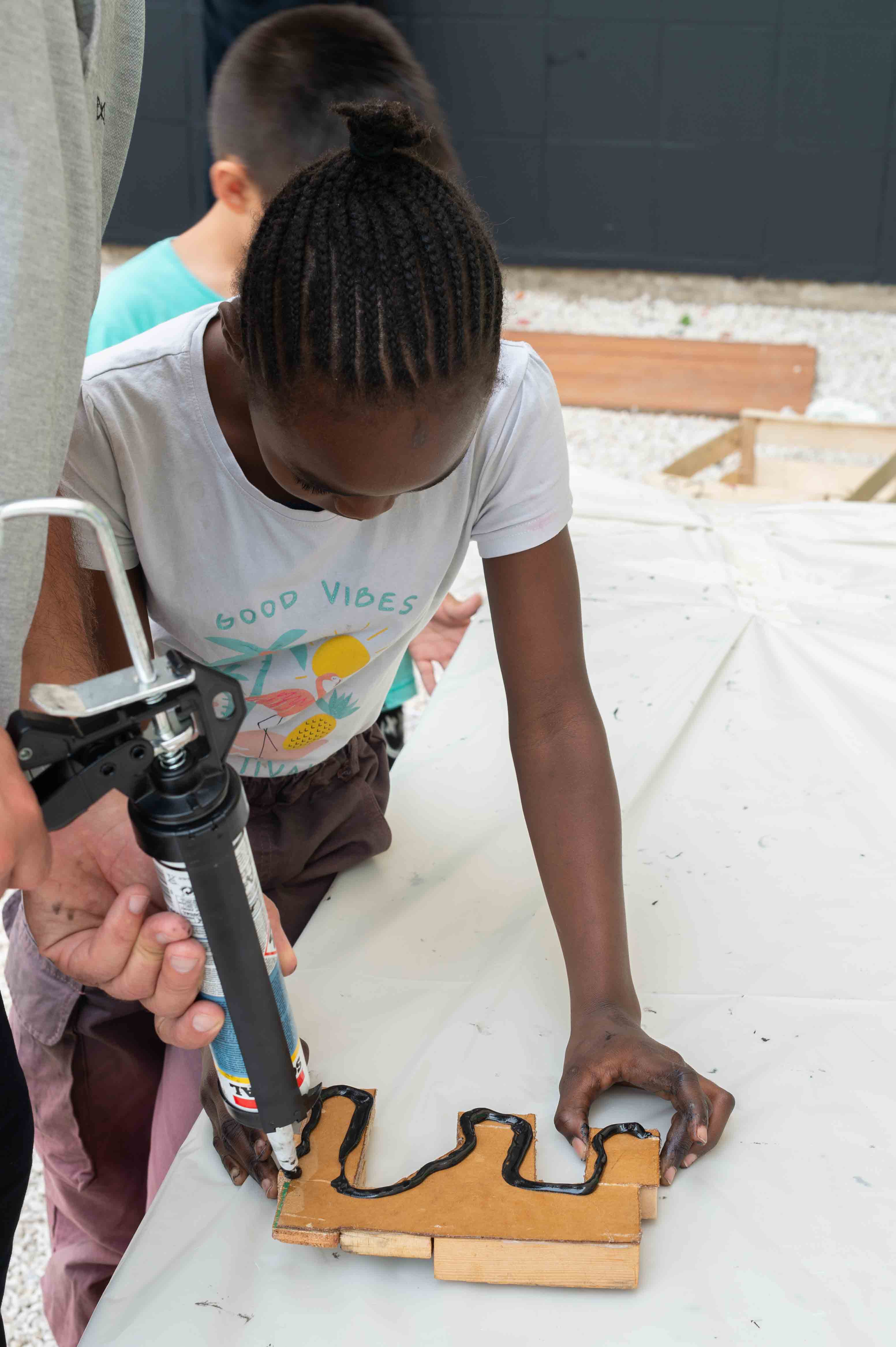 Les enfants du Bois Vernet Les enfants du Bois-Vernet/photos/09.jpg